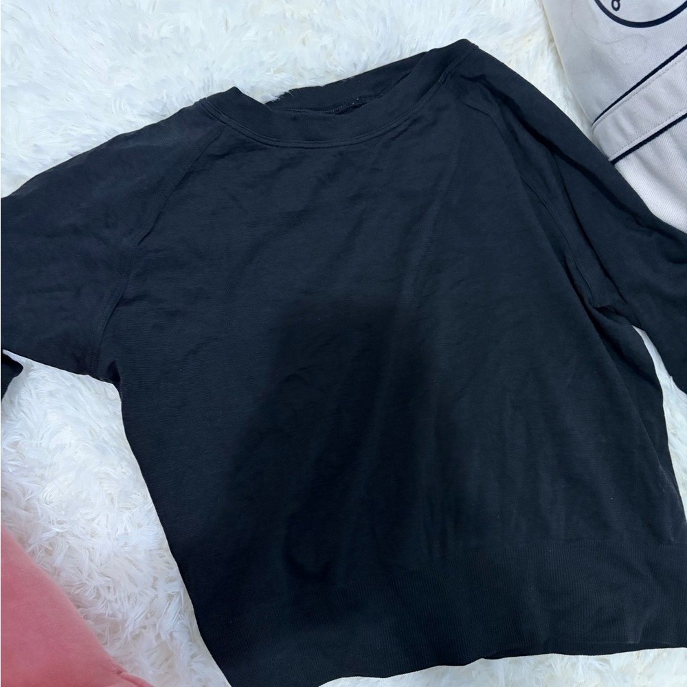 lululemon athletica Black short Sleeve Top
